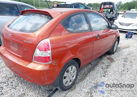 2008 Hyundai Accent Gs from USA, damaged, VIN KMHCM36C08U105187